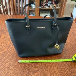 Michael Kors jet set travel tote